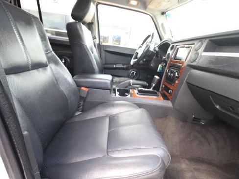 Used 2008 Jeep Commander Limited RWD image 17