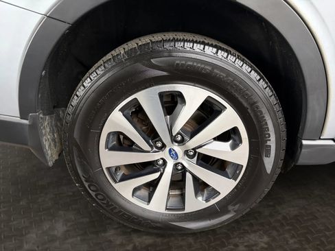 Used 2020 Subaru Outback Premium AWD/4WD image 39