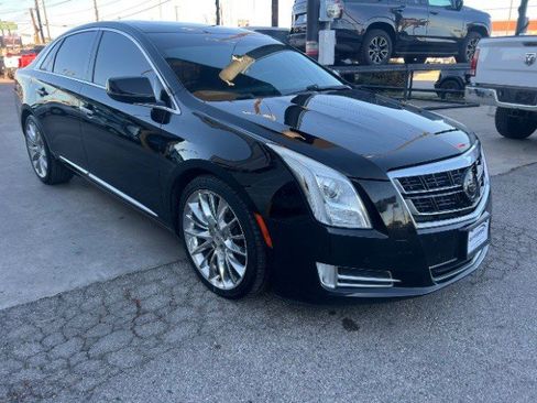 Used 2014 Cadillac XTS Platinum image 4