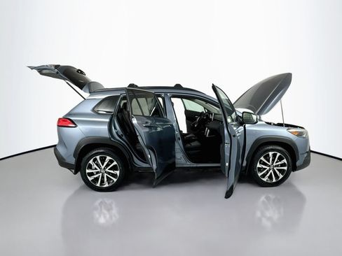Used 2024 Toyota Corolla Cross XLE AWD/4WD image 26