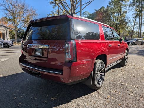 Used 2019 GMC Yukon XL Denali w/ Enhanced Security Package image 4