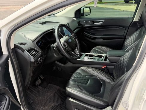 Used 2023 Ford Edge Titanium w/ Equipment Group 301A AWD/4WD image 37