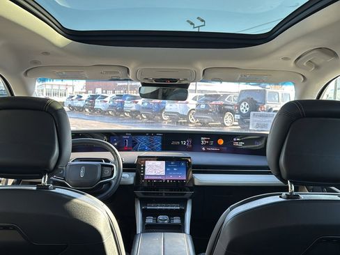 Used 2024 Lincoln Nautilus Reserve w/ Equipment Group 202A image 24