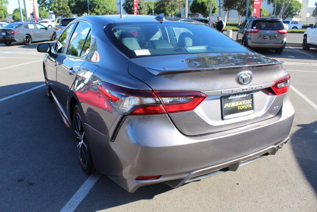Certified 2023 Toyota Camry SE FWD image 13