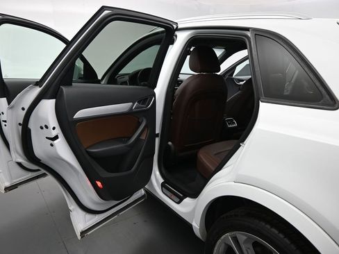 Used 2018 Audi Q3 2.0T Premium image 17