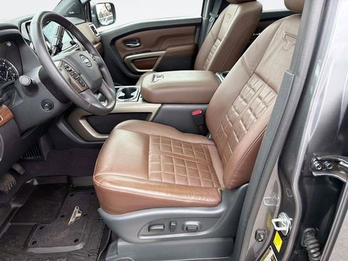 Used 2023 Nissan Titan Platinum Reserve w/ Moonroof Package image 22