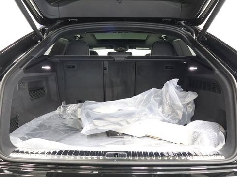 New 2026 Audi Q8 Prestige image 28