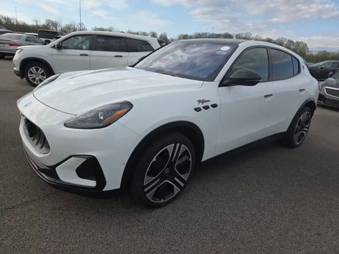 Used 2025 Maserati Grecale Folgore AWD/4WD image 1