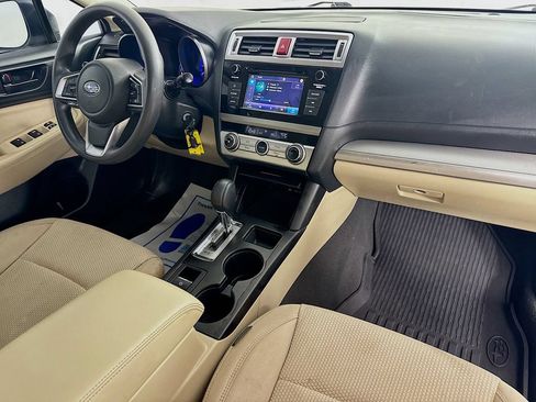 Used 2019 Subaru Outback 2.5i AWD/4WD image 33