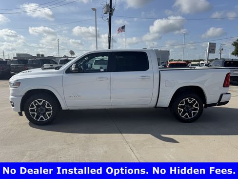 Used 2025 RAM 1500 Laramie w/ Sport Appearance Package AWD/4WD image 5