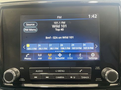 Used 2023 Nissan Frontier SV image 16