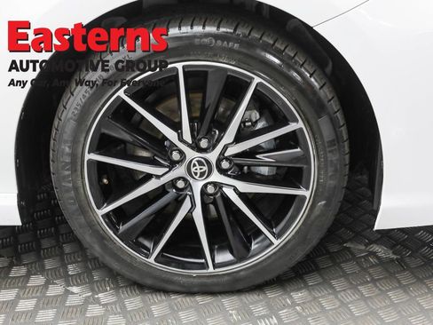 Used 2024 Toyota Camry SE FWD image 30