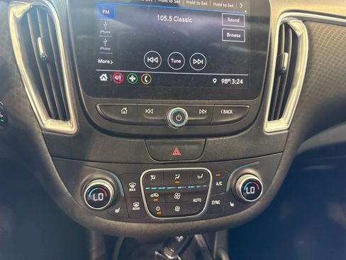 Used 2019 Chevrolet Malibu LT FWD image 30