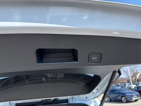 New 2026 Buick Enclave Avenir w/ Super Cruise Package image 10