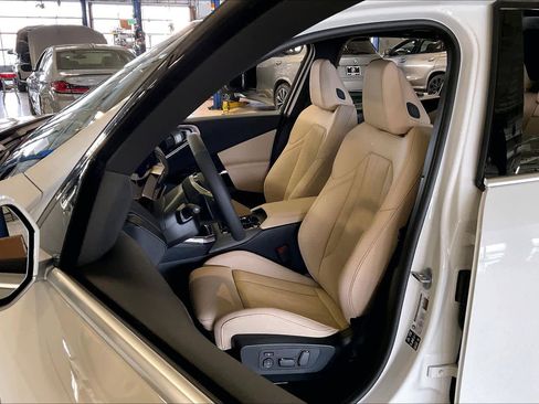 New 2026 BMW X3 xDrive30 image 9