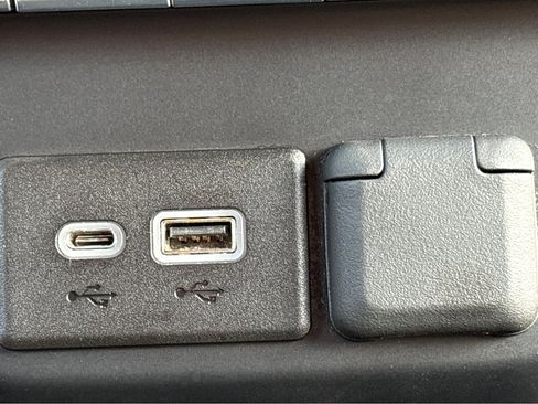 Used 2019 Chevrolet Silverado 1500 LT w/ All-Star Edition image 8