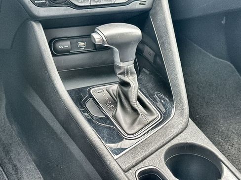 Used 2022 Kia Niro LXS image 17