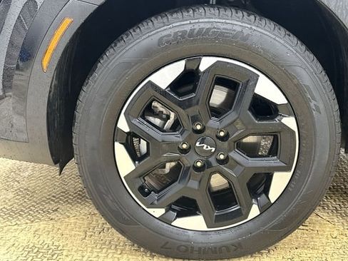 Used 2025 Kia Sorento S AWD/4WD image 18