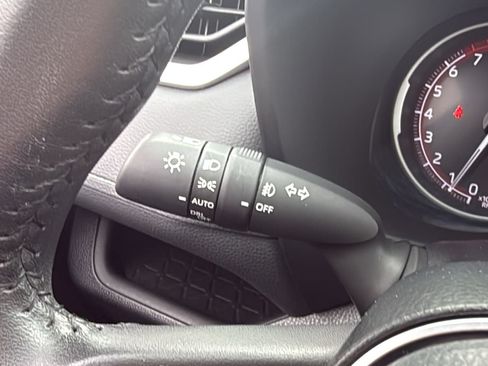 Used 2025 Toyota RAV4 XLE Premium AWD/4WD image 17