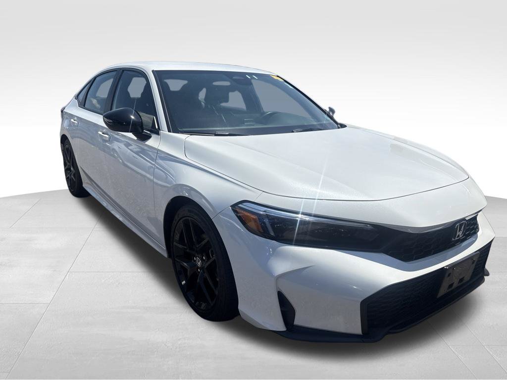 Used 2025 Honda Civic Sport image 4