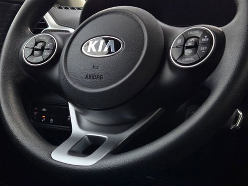 Used 2021 Kia Soul S image 36