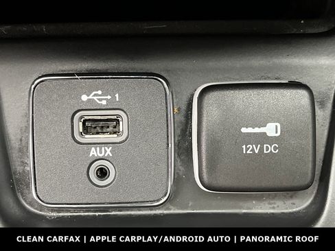 Used 2021 Jeep Cherokee Limited AWD/4WD image 23