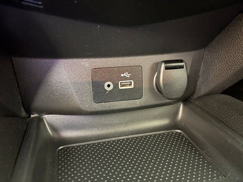Used 2019 Nissan Rogue Sport S FWD image 31