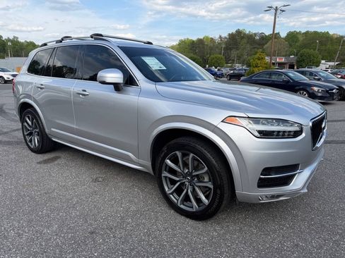 Used 2019 Volvo XC90 T6 Momentum w/ Protection Package Premier AWD/4WD image 5