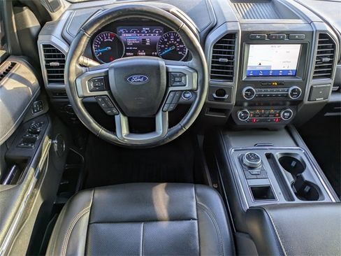 Certified 2021 Ford Expedition XLT image 15