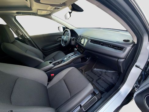 Certified 2022 Honda HR-V EX image 31