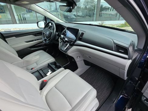 Used 2023 Honda Odyssey EX-L image 17