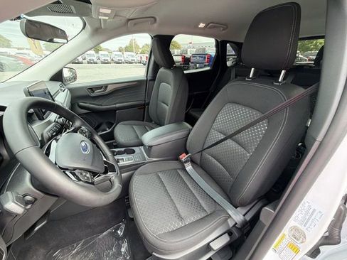 New 2026 Ford Escape Active w/ Cold Weather Package FWD image 12