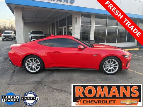 Used 2024 Ford Mustang GT Premium image 2