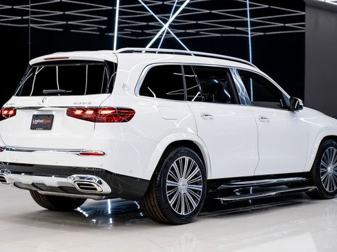 Used 2026 Mercedes-Benz Maybach GLS 600 4MATIC image 17