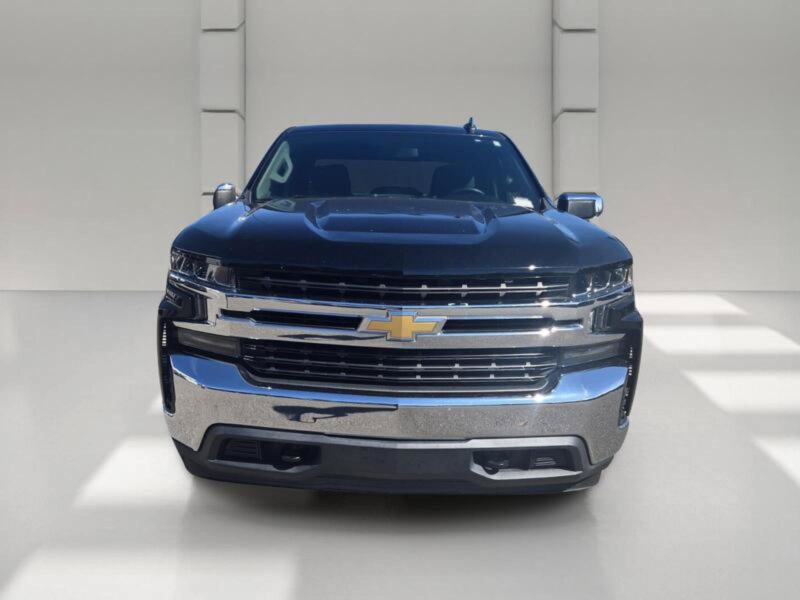 Used 2020 Chevrolet Silverado 1500 LT w/ All-Star Edition AWD/4WD image 2