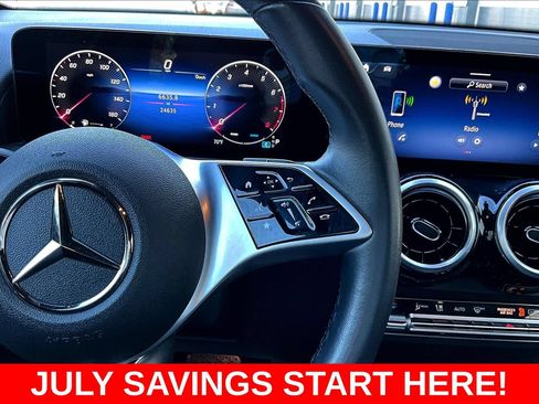 Used 2025 Mercedes-Benz GLB 250 image 15