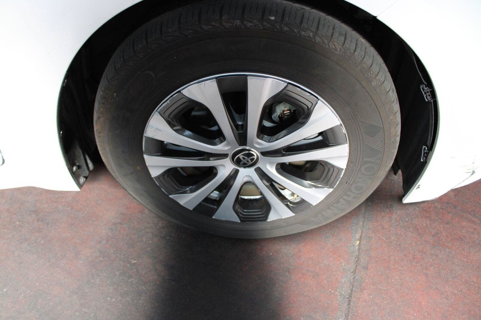 Used 2022 Toyota Corolla LE FWD image 10