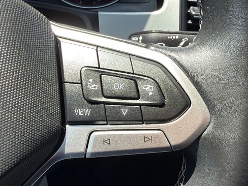 Used 2021 Volkswagen Atlas SE FWD image 11