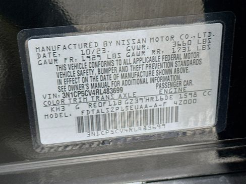 Used 2024 Nissan Kicks SV image 12