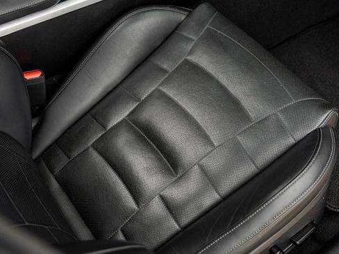 Used 2022 Kia Stinger GT2 image 43