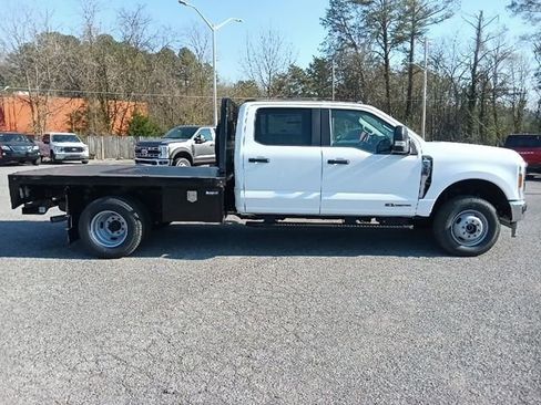 New 2026 Ford F350 XL w/ XL Chrome Package AWD/4WD image 2