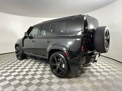 Certified 2024 Land Rover Defender 110 X-Dynamic SE image 3