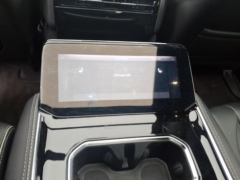 Used 2023 Jeep Grand Wagoneer L Series II image 20