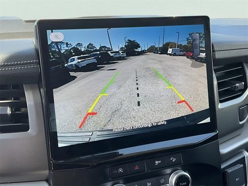 Certified 2024 Ford Expedition XLT image 43