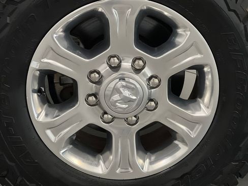 Used 2024 RAM 2500 Big Horn AWD/4WD image 60