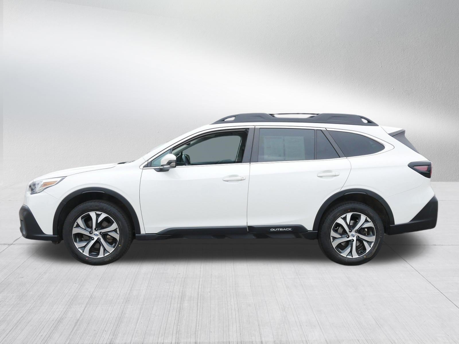 Used 2022 Subaru Outback Limited AWD/4WD image 4