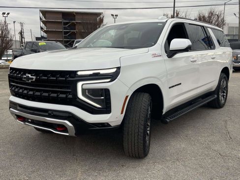 Certified 2025 Chevrolet Suburban Z71 w/ Comfort Package image 26