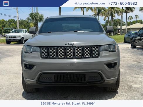 Used 2020 Jeep Grand Cherokee Altitude RWD image 8