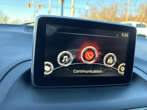 Used 2014 MAZDA MAZDA3 s Grand Touring w/ Technology Package image 19