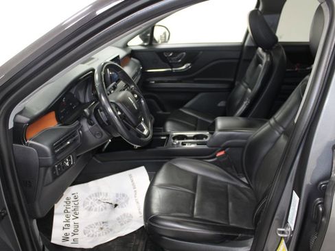 Used 2022 Lincoln Corsair Reserve w/ Elements Package image 18